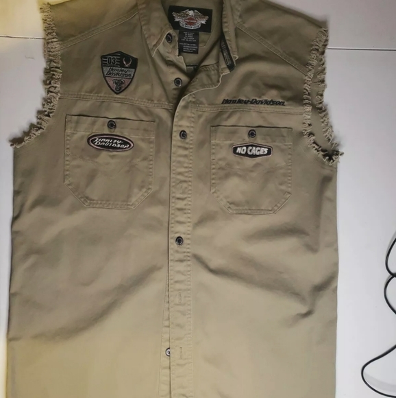 Harley-Davidson Other - 2005 Harley Davidson Motorcycles Vest With Patches Embroidery Size Medium